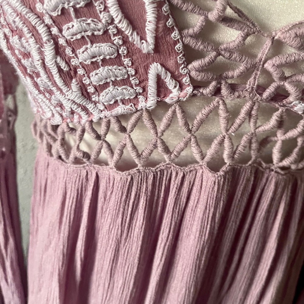 Dress - Picture 15 of 16